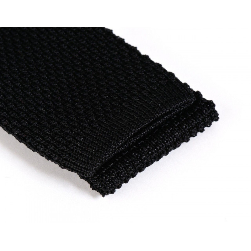 Black knitted tie
