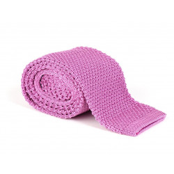 Friendly knitted tie