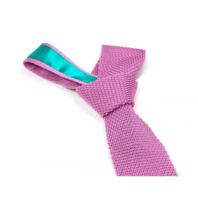 Friendly knitted tie