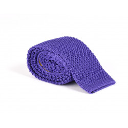 Mauve knitted tie