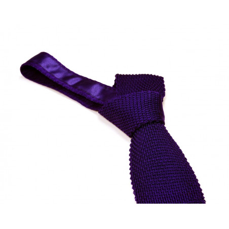 Blackberry purple knitted tie