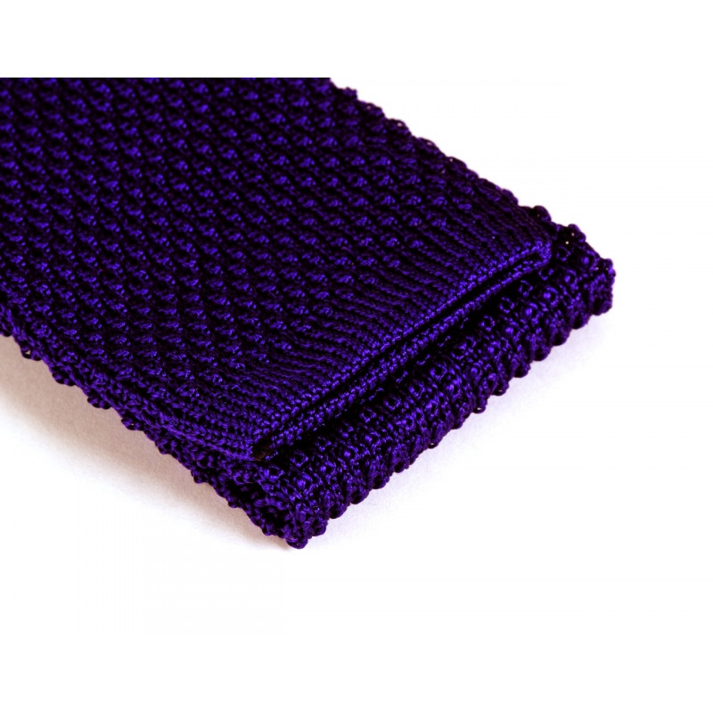 Blackberry purple knitted tie