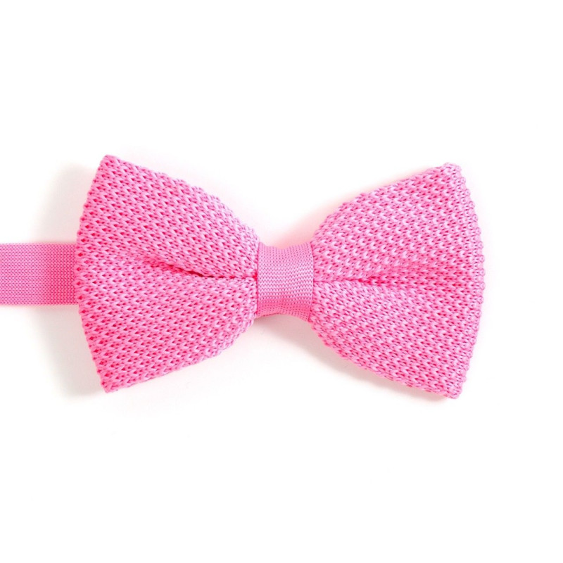 Pink knitted bow tie