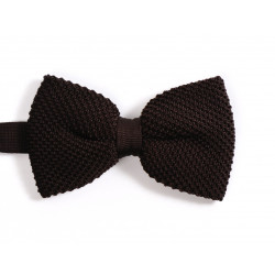 Chestnut brown knitted bow tie