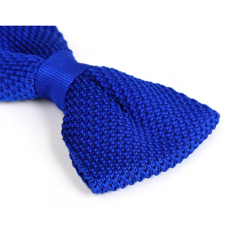 Elephant blue knitted bow tie