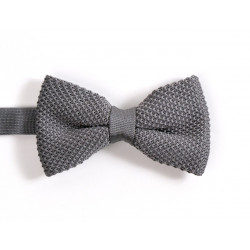 Grey knitted bow tie