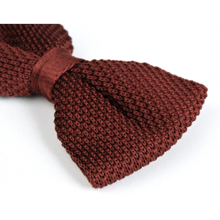 Wolf brown knitted bow tie