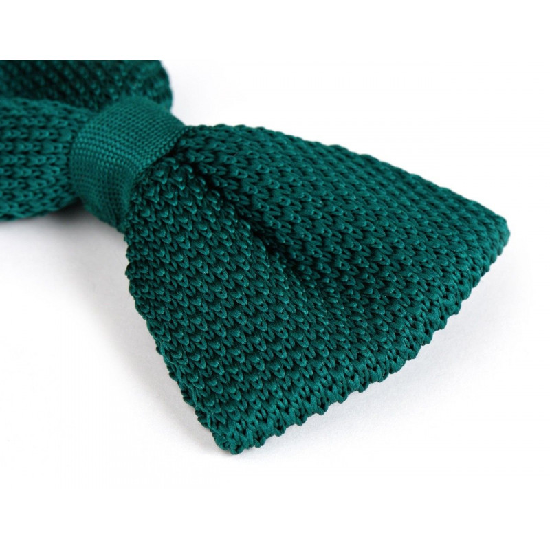 Beetle green knitted bow tie