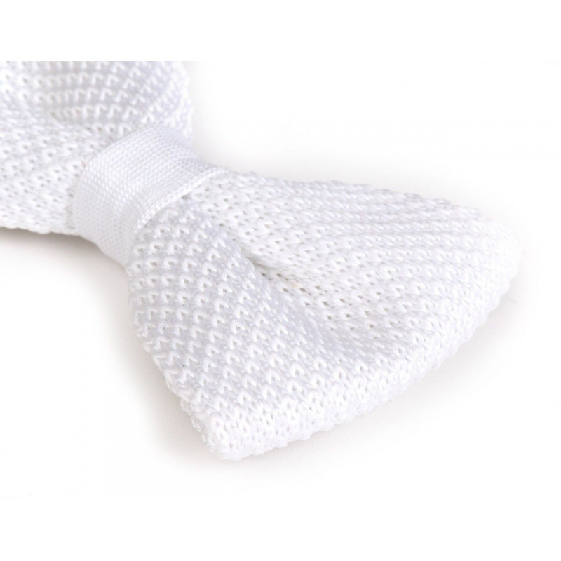 White knitted bow tie