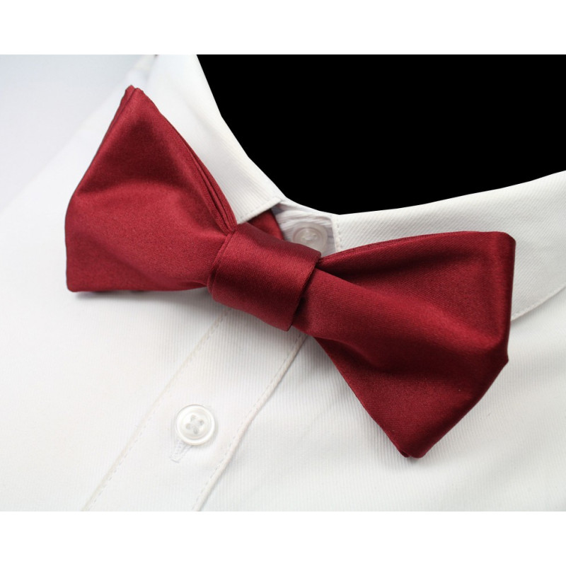 Self-tie bow tie