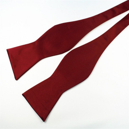 Self-tie bow tie