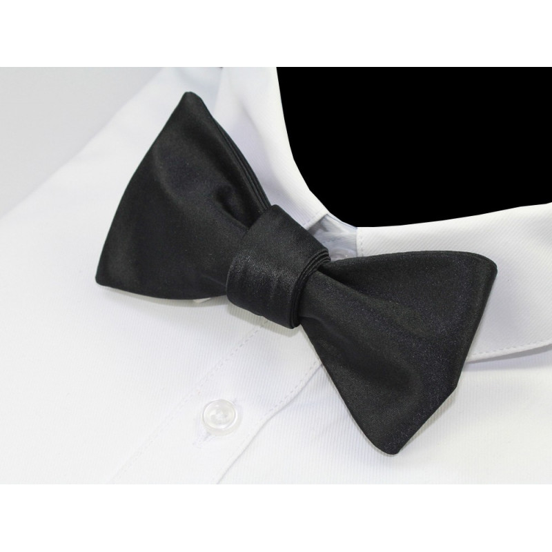 Self-tie bow tie